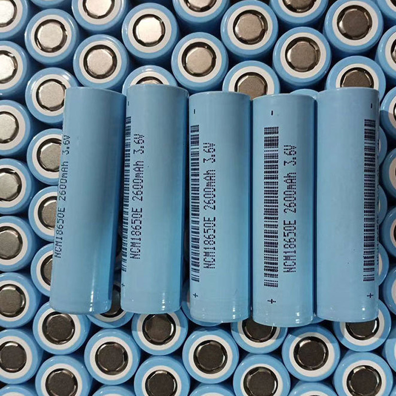 Eine BatterieZelle 18650 des Grad3C UN38.3 18650 3,7 Batterie V 2600mah